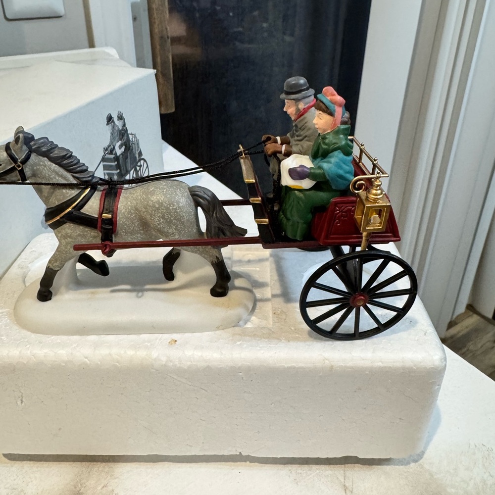 Heritage village red christmas sulky
